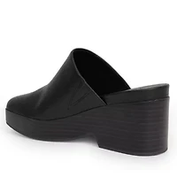 Chata Shearling Clog