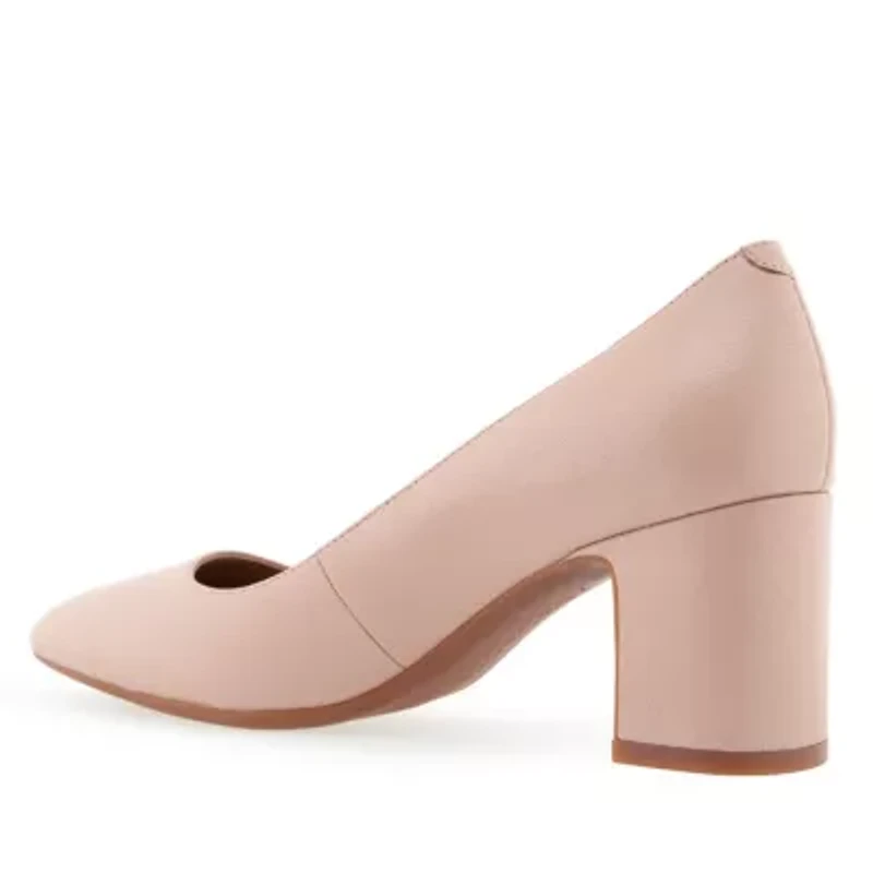 Minetta Pump