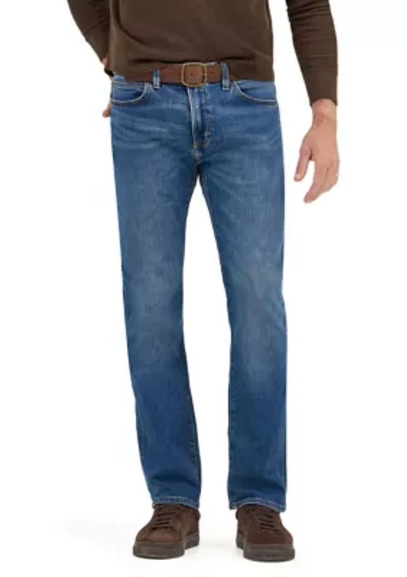 Extreme Motion Slim Straight Jeans
