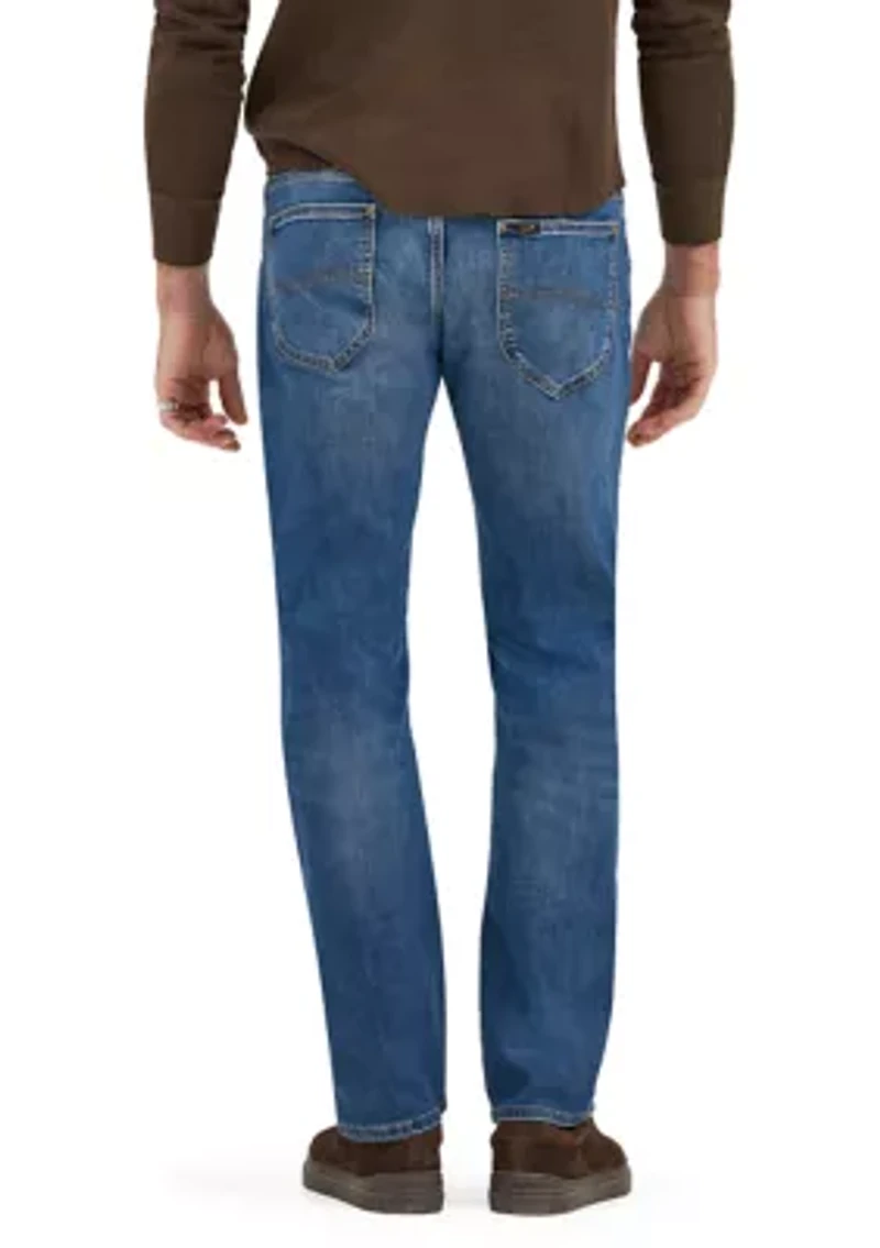 Extreme Motion Slim Straight Jeans