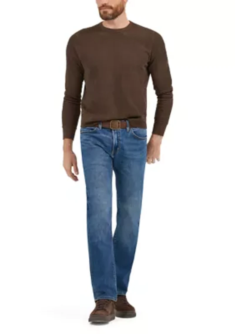 Extreme Motion Slim Straight Jeans