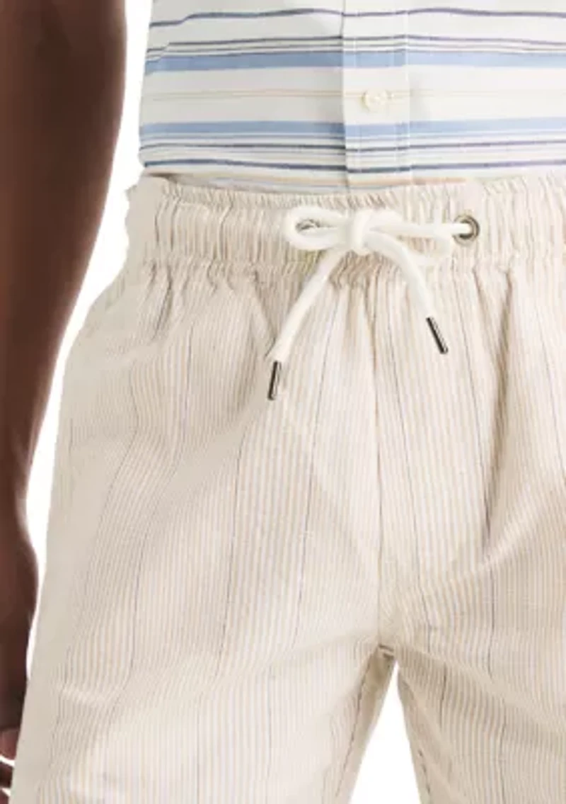 7" Striped Textured Pull On Short