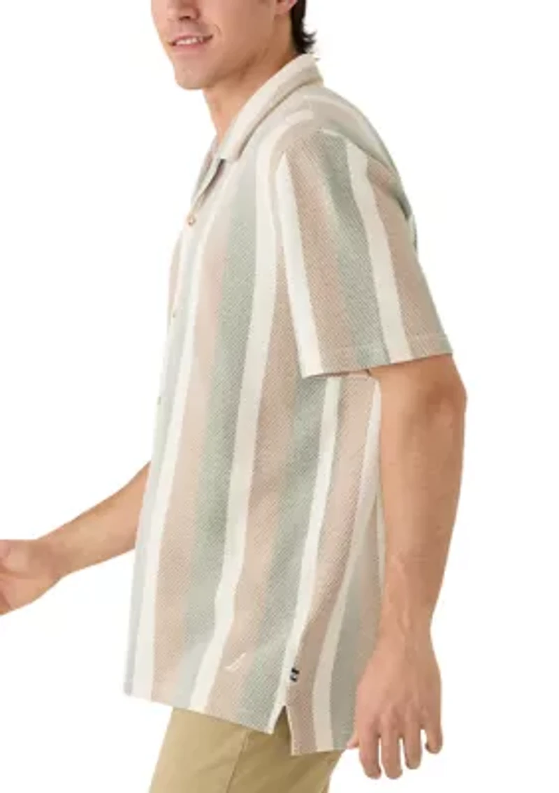 Men's Short Sleeve Textured Striped Button Front Shirt