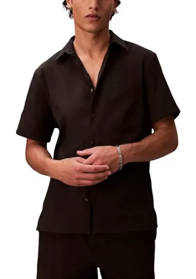Men's Solid Seersucker Classic Button-Down Shirt