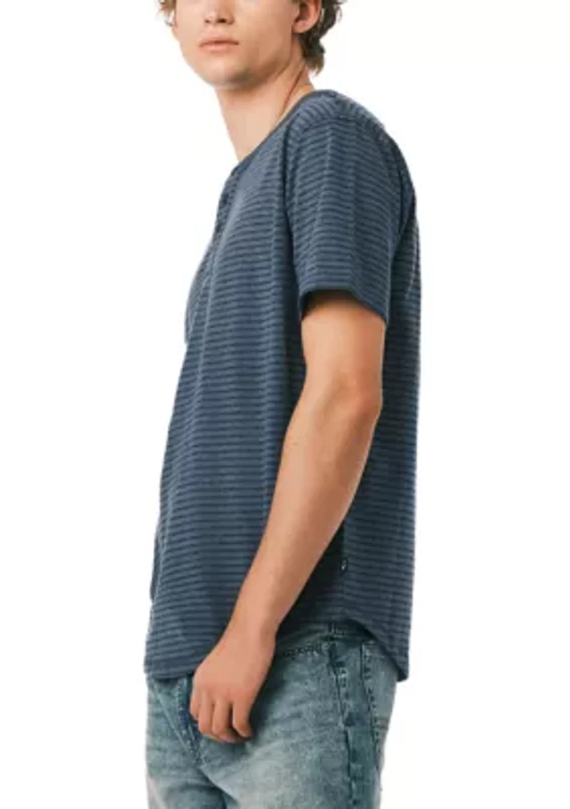 Men’s Kehlani Short Sleeve Striped Henley Shirt
