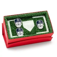 MLB New York Yankees Sugar Skull Cufflinks & Lapel Pin Gift Set