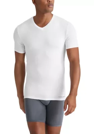 3-Pack of V-Neck Stay Tucked Shirts