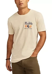 Modelo Raise One Graphic T-Shirt