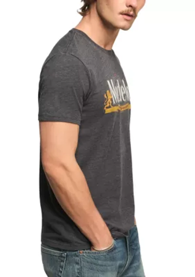 Modelo Skull Graphic T-Shirt