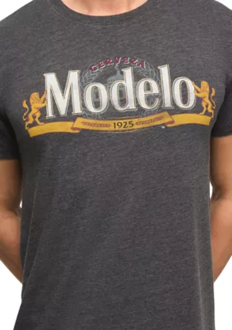 Modelo Skull Graphic T-Shirt