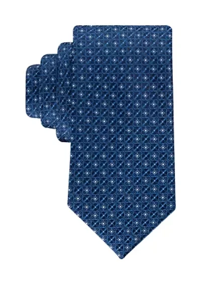 Covina Medallion Tie