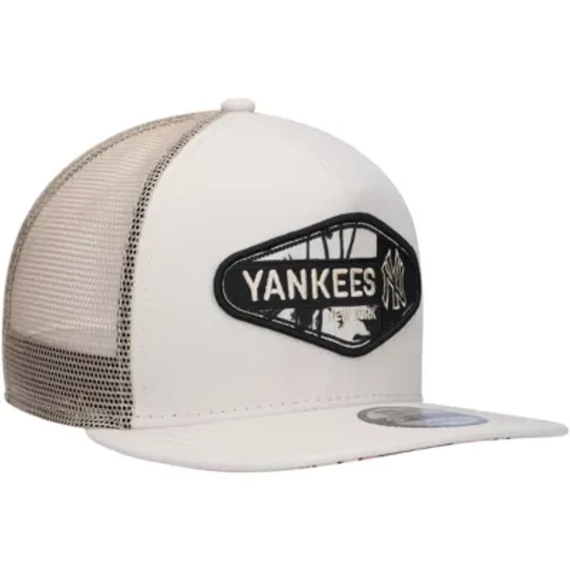 MLB New York Yankees Retro Beachin' Patch A-Frame Trucker 9FIFTY Snapback Hat
