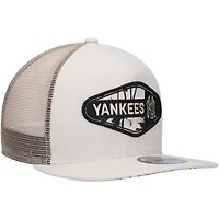 MLB New York Yankees Retro Beachin' Patch A-Frame Trucker 9FIFTY Snapback Hat