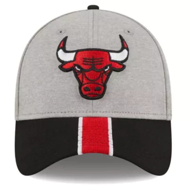 NBA Gray/Black Chicago Bulls Striped 39THIRTY Flex Hat
