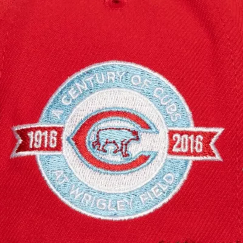 MLB Red/Light Chicago Cubs Hometown Snapback Hat