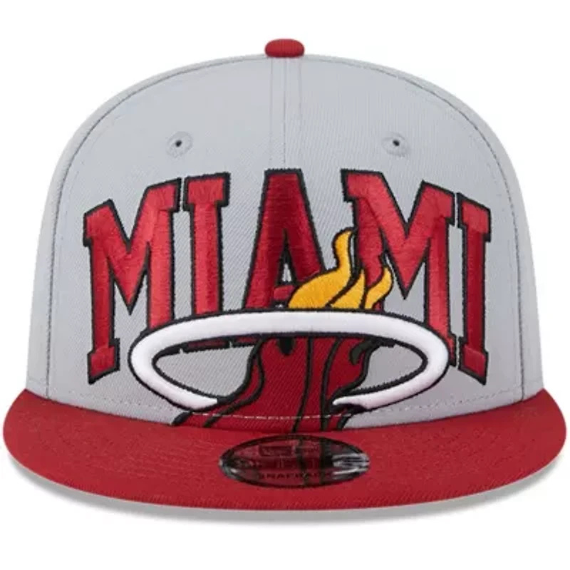 NBA Gray/Red Miami Heat Tip-Off Two-Tone 9FIFTY Snapback Hat