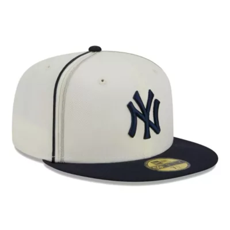 MLB Cream/Navy New York Yankees Chrome Sutash 59FIFTY Fitted Hat