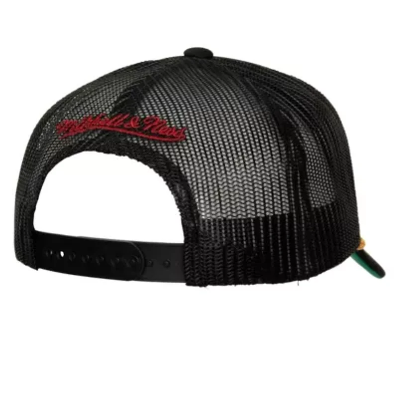 NBA Chicago Bulls Hardwood Classics Leaf Mesh Trucker Snapback Hat