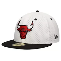 NBA White/Black Chicago Bulls Throwback 2Tone 59FIFTY Fitted Hat