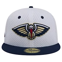 NBA White/Navy New Orleans Pelicans Throwback 2Tone 59FIFTY Fitted Hat
