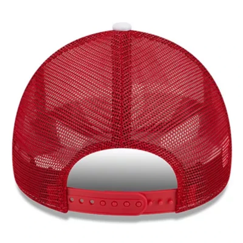 NCAA White/Red Utah Utes Court Sport Foam A-Frame 9FORTY Adjustable Trucker Hat