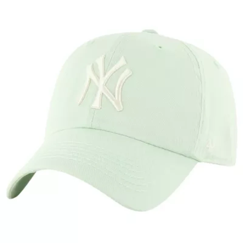 MLB New York Yankees Classic Franchise Fitted Hat
