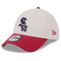 Chicago White Sox MLB Khaki/Red 2024 Fourth of July 39THIRTY Flex Hat
