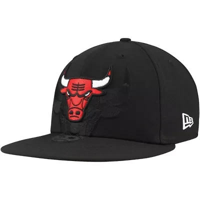 NBA Chicago Bulls Blackout Shadow Logo 59FIFTY Fitted Hat
