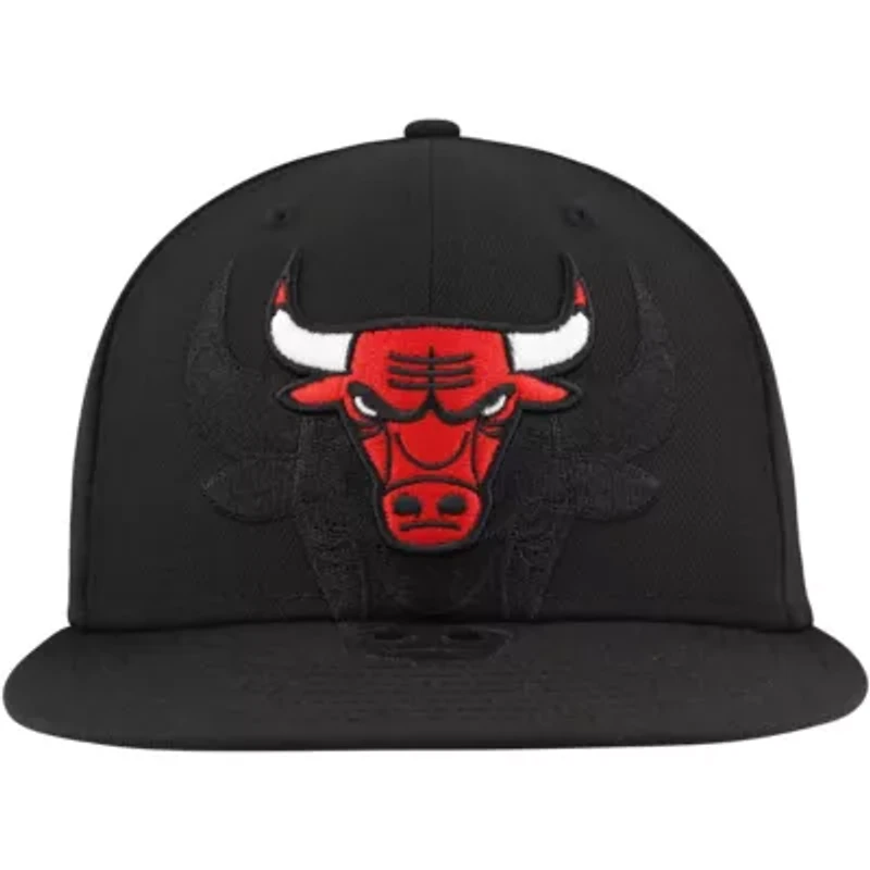 NBA Chicago Bulls Blackout Shadow Logo 59FIFTY Fitted Hat