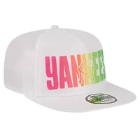 MLB New York Yankees Spring Spectrum Golfer Snapback Hat