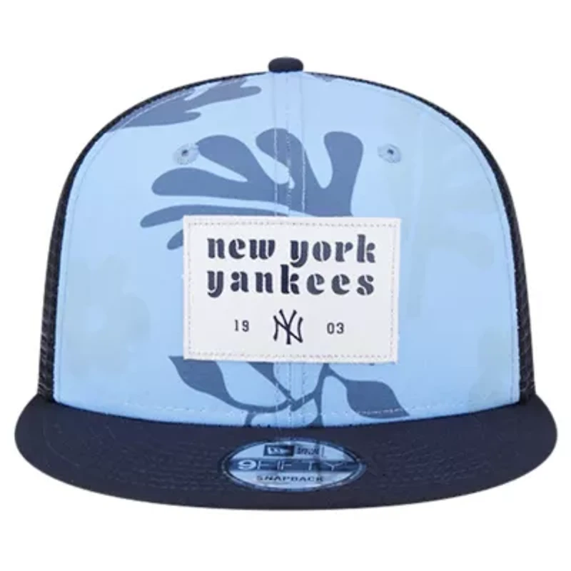 MLB New York Yankees Bikini Bottom Trucker 9FIFTY Snapback Hat