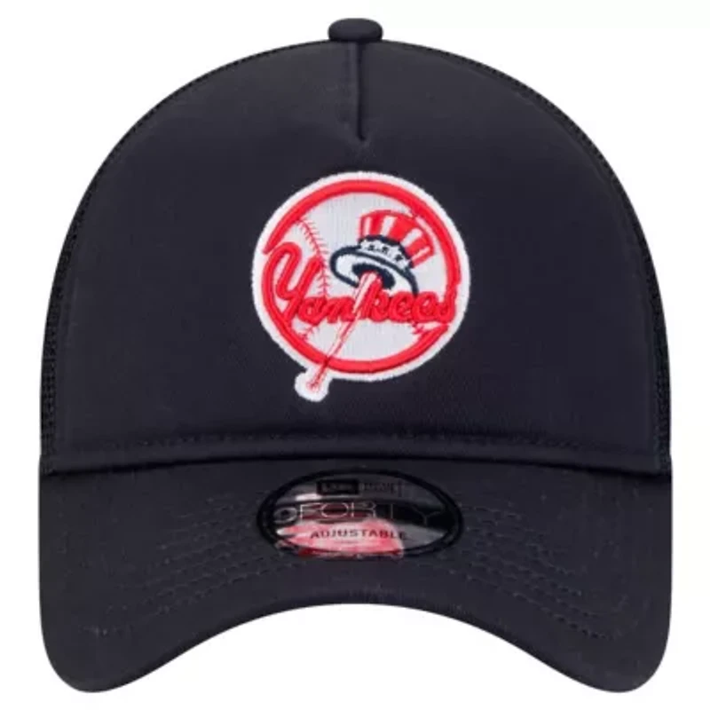 MLB New York Yankees 9FORTY A-Frame Trucker Adjustable Hat