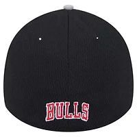 NBA Gray/Black Chicago Bulls Active Trim 39THIRTY Flex Hat