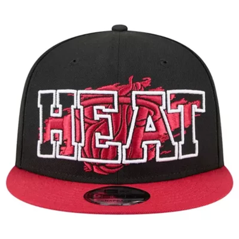 NBA Black/Red Miami Heat Sport Night Splatter 2-Tone 9FIFTY Snapback Hat
