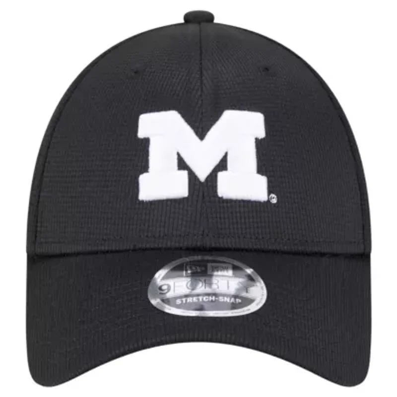 NCAA Michigan Wolverines Pivot 9FORTY Stretch-Snap Adjustable Hat