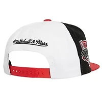 NBA White/Red Chicago Bulls Core Snapback Hat