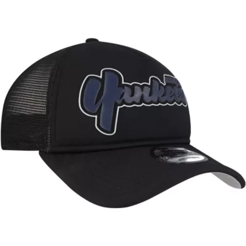 MLB New York Yankees Retro Bold A-Frame Trucker 9FORTY Adjustable Hat