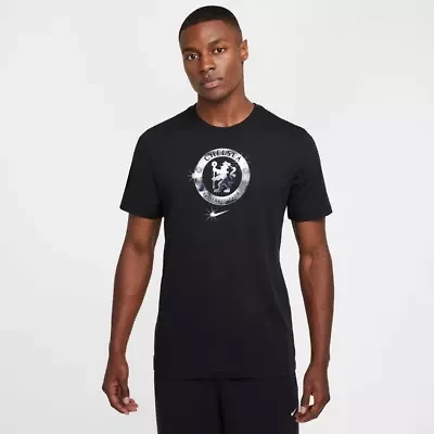 International Clubs Nike Chelsea Crest T-Shirt