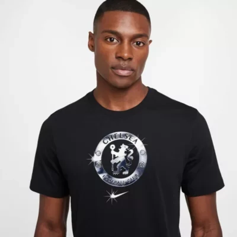 International Clubs Nike Chelsea Crest T-Shirt