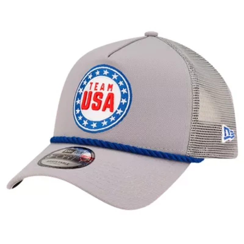 Olympics Looney Tunes x Team USA Badge Trucker 9FORTY Adjustable Hat