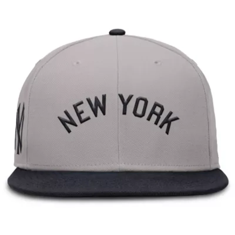 MLB Nike New York Yankees True Performance Fitted Hat