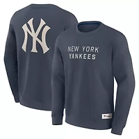 MLB Fanatics New York Yankees Elements Future Ground Lettering Pullover Sweatshirt
