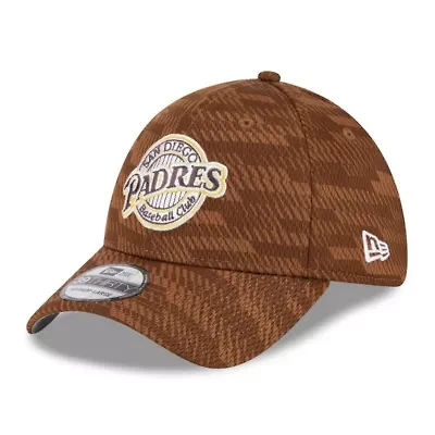 MLB San Diego Padres 2025 Clubhouse 39THIRTY Flex Hat