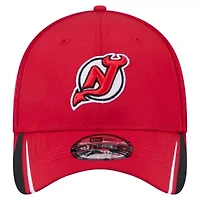 NHL New Jersey Devils Linear Featherweight 39THIRTY Flex Hat