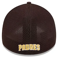 MLB Gold/Dark San Diego Padres 2025 Spring Training 39THIRTY Flex Hat