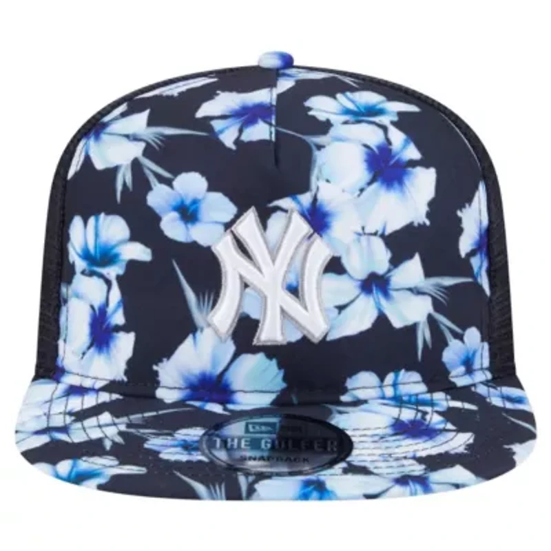 MLB New York Yankees Adventure Pattern Golfer Trucker Snapback Hat