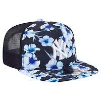 MLB New York Yankees Adventure Pattern Golfer Trucker Snapback Hat