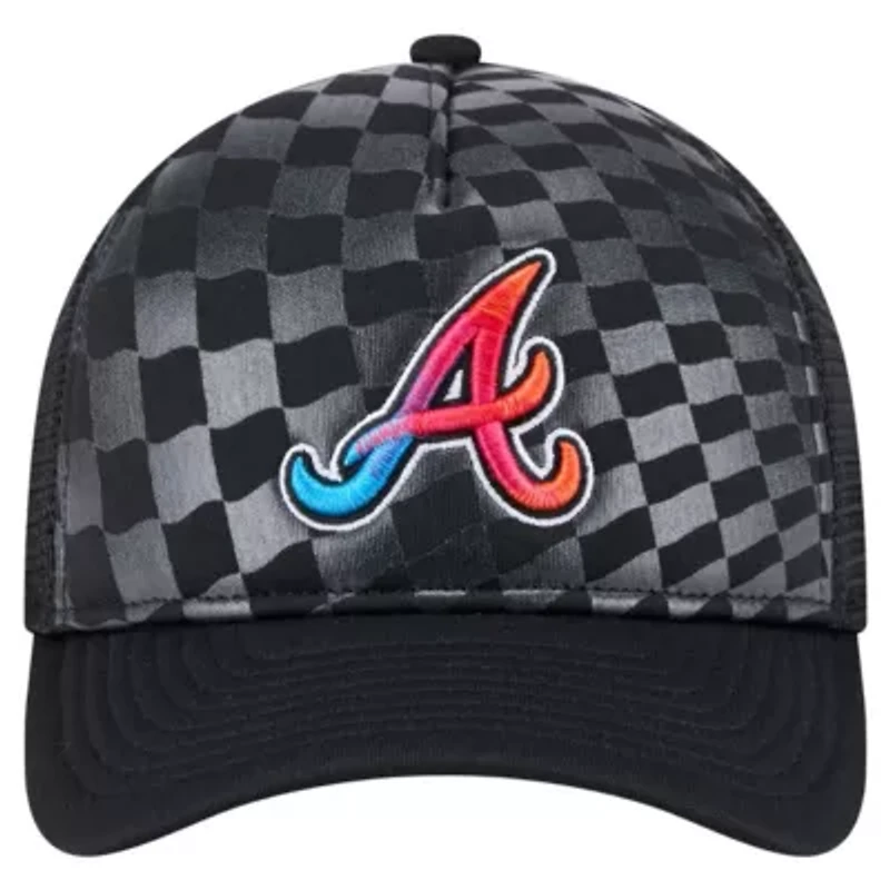 MLB Atlanta Braves Gradient 9FORTY A-Frame M-Crown Trucker Adjustable Hat