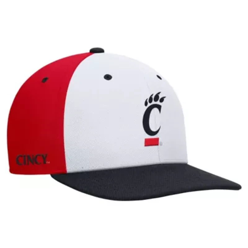 NCAA Nike White/Red Cincinnati Bearcats Pro Performance Snapback Hat