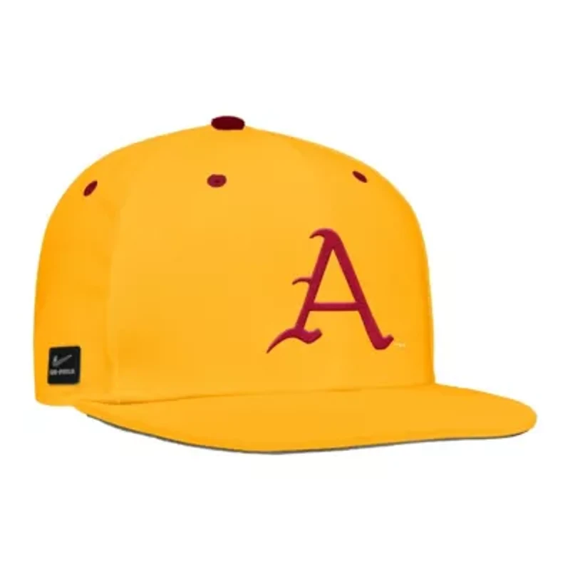 NCAA Nike Arkansas Razorbacks 2025 On-Field True Dri-FIT Fitted Hat